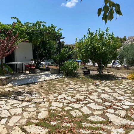 Roubini Apartment *