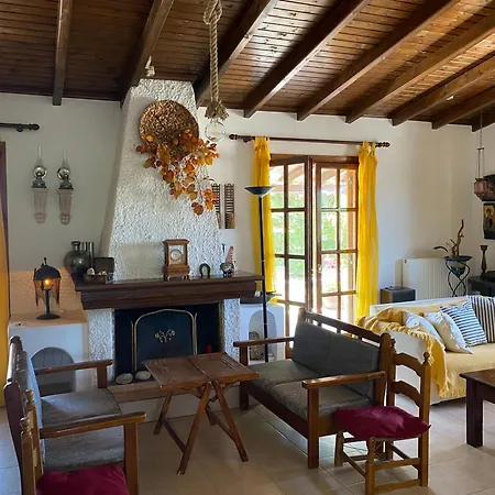 Roubini Apartment Corinth